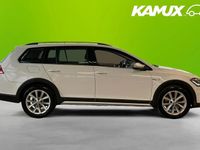 Begagnad VW Golf VII 184 HK (135 kW) 2018 Vit Kombi