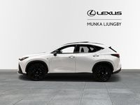 begagnad Lexus NX350h AWD F-Sport S Panorama Drag 2022, SUV