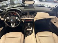 begagnad BMW Z4 sDrive35i DCT 306hk cab hardtop låga mil, svensksåld
