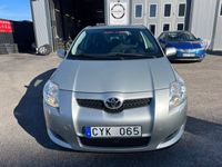 begagnad Toyota Auris 5-dörrar 1.6 Dual VVT-i NY BESIKTIGAD 124HK