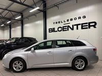 Begagnad Toyota Avensis Business Edition 147 HK (108 kW) 2011 Silver Kombi