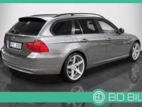 Begagnad BMW 320 177 HK (130 kW) 2009 Grå metallic Kombi