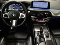 begagnad BMW M550 d xDrive Panorama Värmare H K LJUD 2019, Kombi