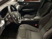 Begagnad Volvo XC60 200 HK (147 kW) 2022 Silver SUV