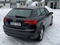 begagnad Audi A3 Sportback 1.6 TDI S Tronic Attraction, Comfort Eur