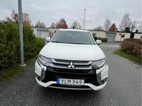 Begagnad Mitsubishi Outlander Edition 203 HK (149 kW) 2017 SUV