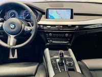 begagnad BMW X5 30d xDrive M-Sport Innovation Panorama Värmare Drag 2017, SUV