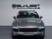 Begagnad Porsche Cayenne S E-Hybrid Sport 417 HK (306 kW) 2016 Grå SUV