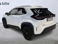 Begagnad Toyota Yaris Hybrid Active 117 HK (86 kW) 2022 Vit