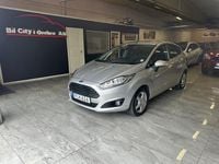 Begagnad Ford Fiesta Titanium 101 HK (74 kW) 2014 Grå Halvkombi