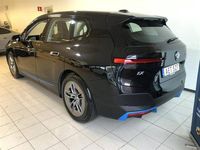 Begagnad BMW iX Comfort Edition 240 kW (327 HK) 2022 Svart SUV