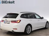 Begagnad BMW 330 295 HK (216 kW) 2023 Vit Kombi