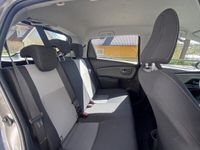 begagnad Toyota Yaris Hybrid e-CVT Euro 6 / B-KAMERA