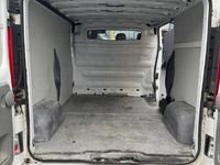 Begagnad Nissan Primastar 114 HK (83 kW) 2014 Minibuss