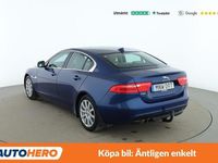 Begagnad Jaguar XE 182 HK (133 kW) 2016 Blå Sedan