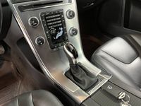 begagnad Volvo XC60 D4 AWD CLASSIC SUMMUM AUT -DRAG-VOC-KEYLESS 2017, SUV