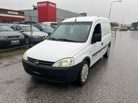 begagnad Opel Combo 1,3 DT Skåp 1 Ägare Gotlandskörd sedan ny! Nybes