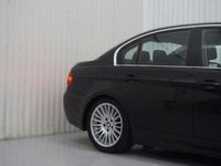 begagnad BMW 325 i Sedan Comfort Advantage Nybesiktad Nyservad