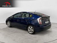 Begagnad Toyota Prius 136 HK (100 kW) 2015 Mörkblå Halvkombi