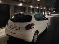 Begagnad Peugeot 208 82 HK (60 kW) 2017 Halvkombi