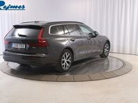 begagnad Volvo V60 B4 Diesel Core 2023, Kombi
