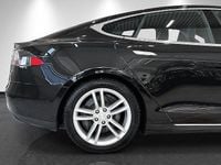 Begagnad Tesla Model S 386 kW (525 HK) 2015 Svart Halvkombi