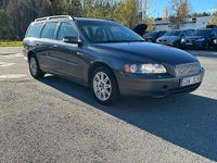 Begagnad Volvo V70 Kinetic 140 HK (102 kW) 2007 Grå Kombi