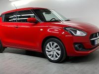 Begagnad Suzuki Swift 83 HK (61 kW) 2022 Röd Halvkombi