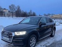 Begagnad Audi Q5 190 HK (139 kW) 2018 Månskensblå metallic SUV