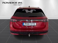 Begagnad VW Passat R-line 177 HK (130 kW) 2025 Chili red metallic Kombi