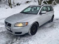 Begagnad Volvo V50 Kinetic 109 HK (80 kW) 2009 Grå Kombi