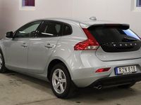 Begagnad Volvo V40 152 HK (111 kW) 2017 Silver Halvkombi