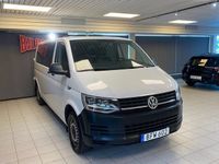 begagnad VW Caravelle T32 TDi150 AUT 9-SITS LÅNG Skinn Värmar