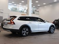 begagnad Volvo V90 CC B4 AWD PRO DRAG LÄDER H/K HuD 197hk