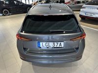 begagnad Skoda Octavia Combi 2024 STYLE