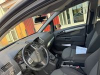 begagnad Opel Zafira 1.8ecotec drag 7sit ny bes lågmil 10100 mil