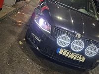 Begagnad Skoda Octavia RS 220 HK (161 kW) 2015 Svart metallic. Halvkombi