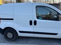 Begagnad Peugeot Bipper 75 HK (55 kW) 2016