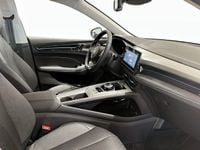 Begagnad MG MG5 EV Luxury 115 kW (157 HK) 2023 Vit (white) Kombi