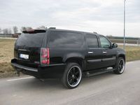 begagnad GMC Yukon Denali XL 6.2 V8 4WD Hydra-Matic 7-sits