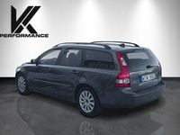 Begagnad Volvo V50 Momentum 170 HK (125 kW) 2005 Grå Kombi