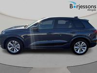 Begagnad Audi Q6 e-tron S-Line 289 kW (393 HK) 2024 Plasmablå metallic SUV
