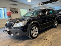 Begagnad Skoda Octavia Scout 140 HK (102 kW) 2012 Svart Kombi