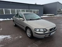 Begagnad Volvo S60 170 HK (125 kW) 2002 Brun Sedan