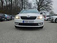 begagnad Skoda Octavia Actavia 1.6 110hk M värme