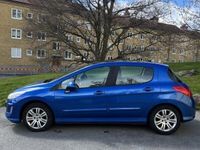 begagnad Peugeot 308 LÅGMILARE, NYSERVAD, SKATTAD, PANORAMATAK