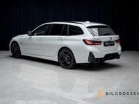 Begagnad BMW 330 M Sport 292 HK (214 kW) 2023 Vit Kombi