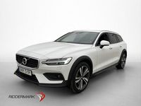 Begagnad Volvo V60 CC 190 HK (139 kW) 2019 Vit Kombi