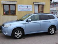 Begagnad Mitsubishi Outlander 203 HK (149 kW) 2014 Blå SUV