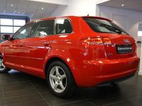 Begagnad Audi A3 Sportback 140 HK (102 kW) 2012 Röd Halvkombi